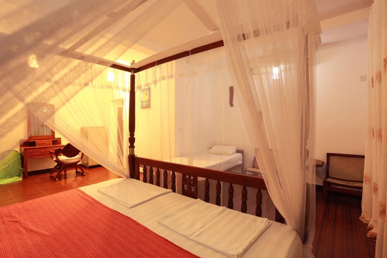 Sonri Villa Sea View Unawatuna Buitenkant foto
