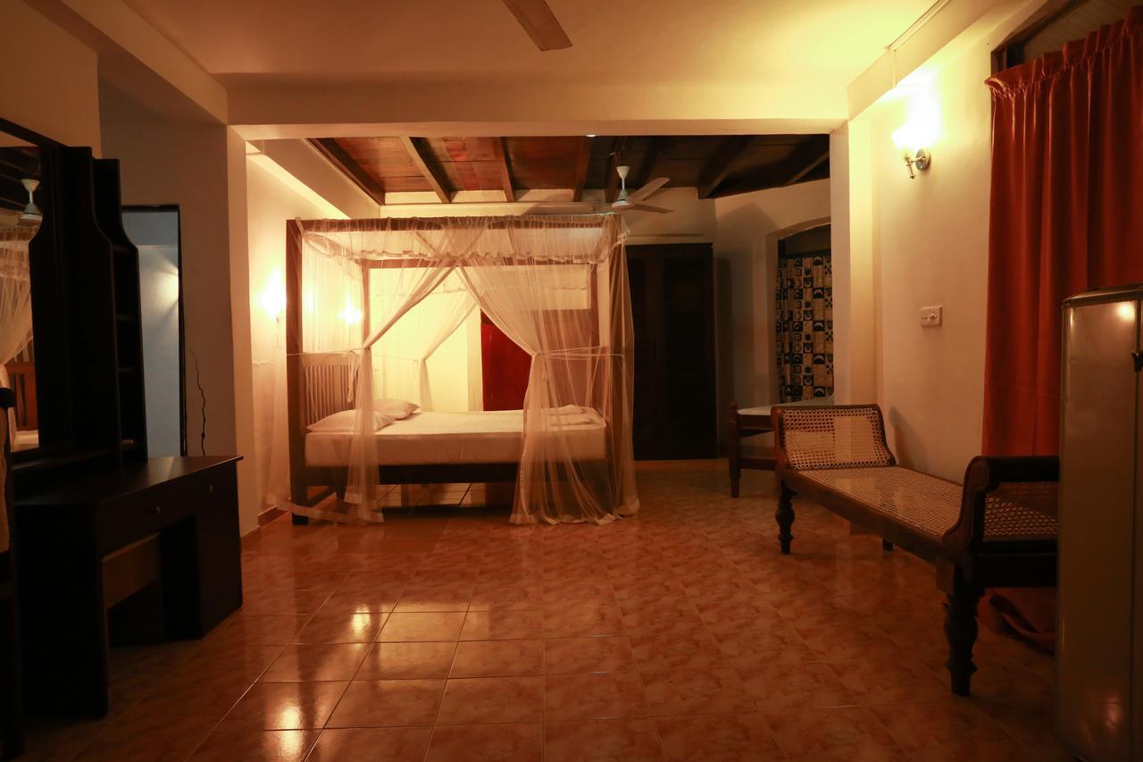 Sonri Villa Sea View Unawatuna Buitenkant foto
