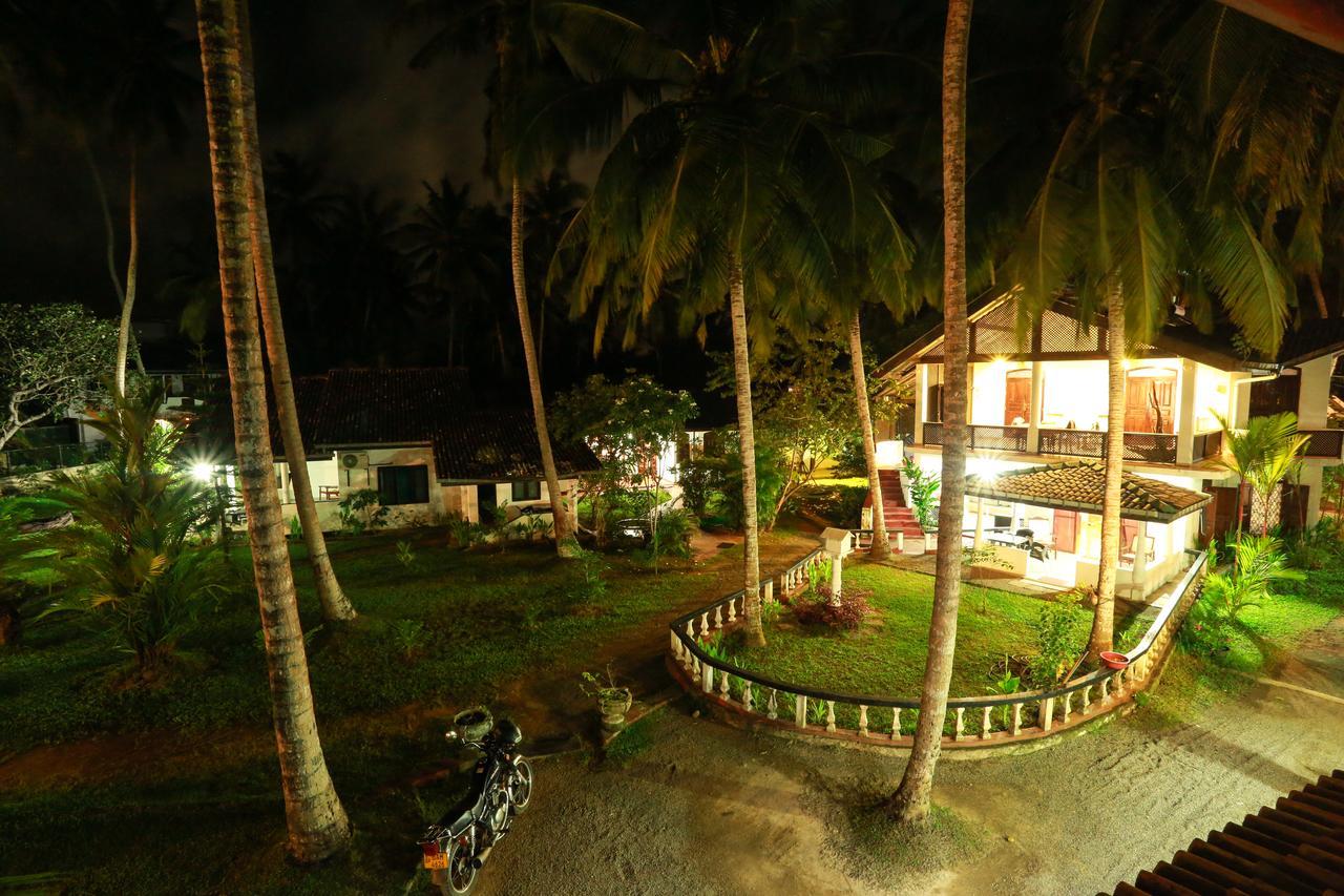 Sonri Villa Sea View Unawatuna Buitenkant foto