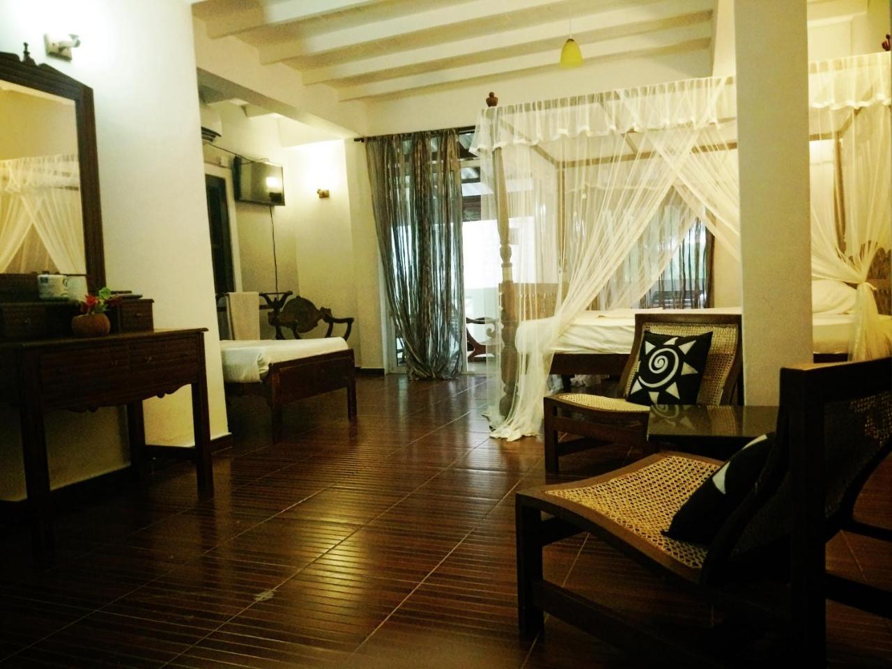 Sonri Villa Sea View Unawatuna Buitenkant foto
