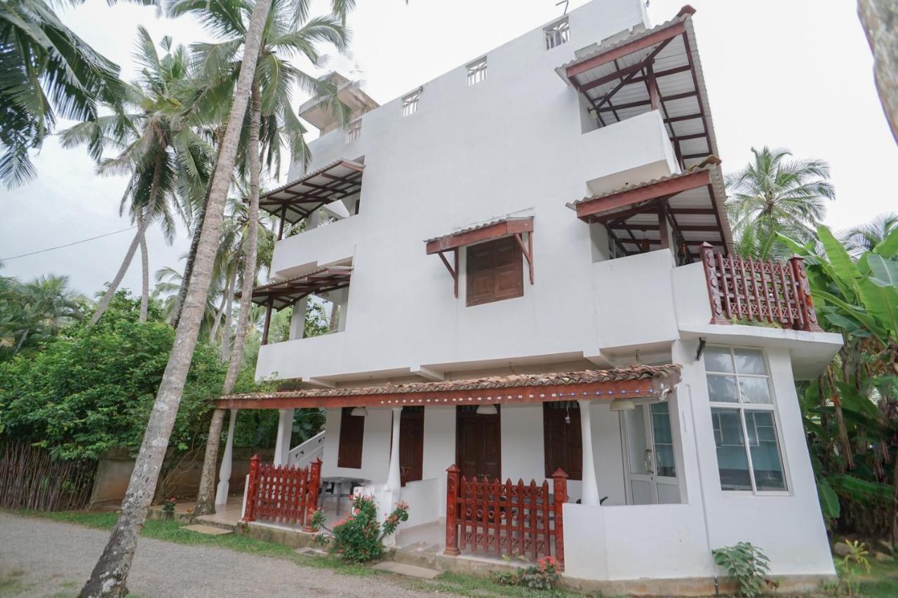 Sonri Villa Sea View Unawatuna Buitenkant foto