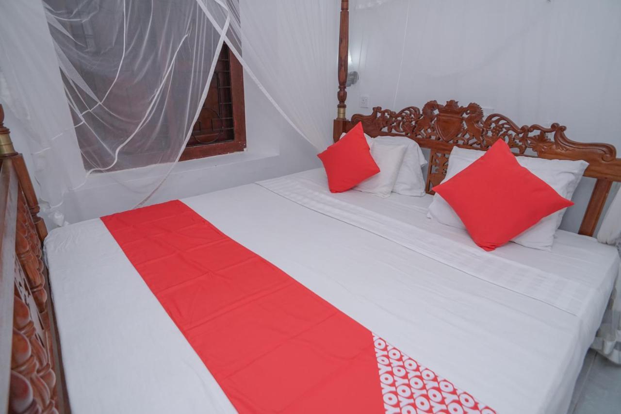 Sonri Villa Sea View Unawatuna Buitenkant foto